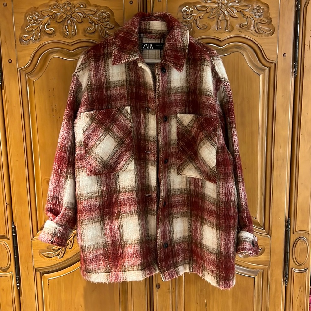 Zara Women’s Flanel Jacket